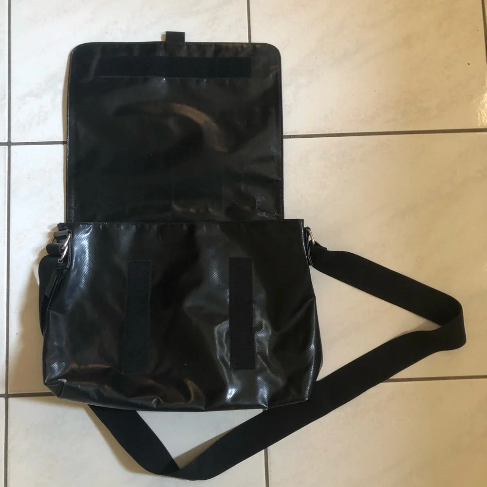 Polo Ralph Lauren vintage messenger bag. Crossbody bag.